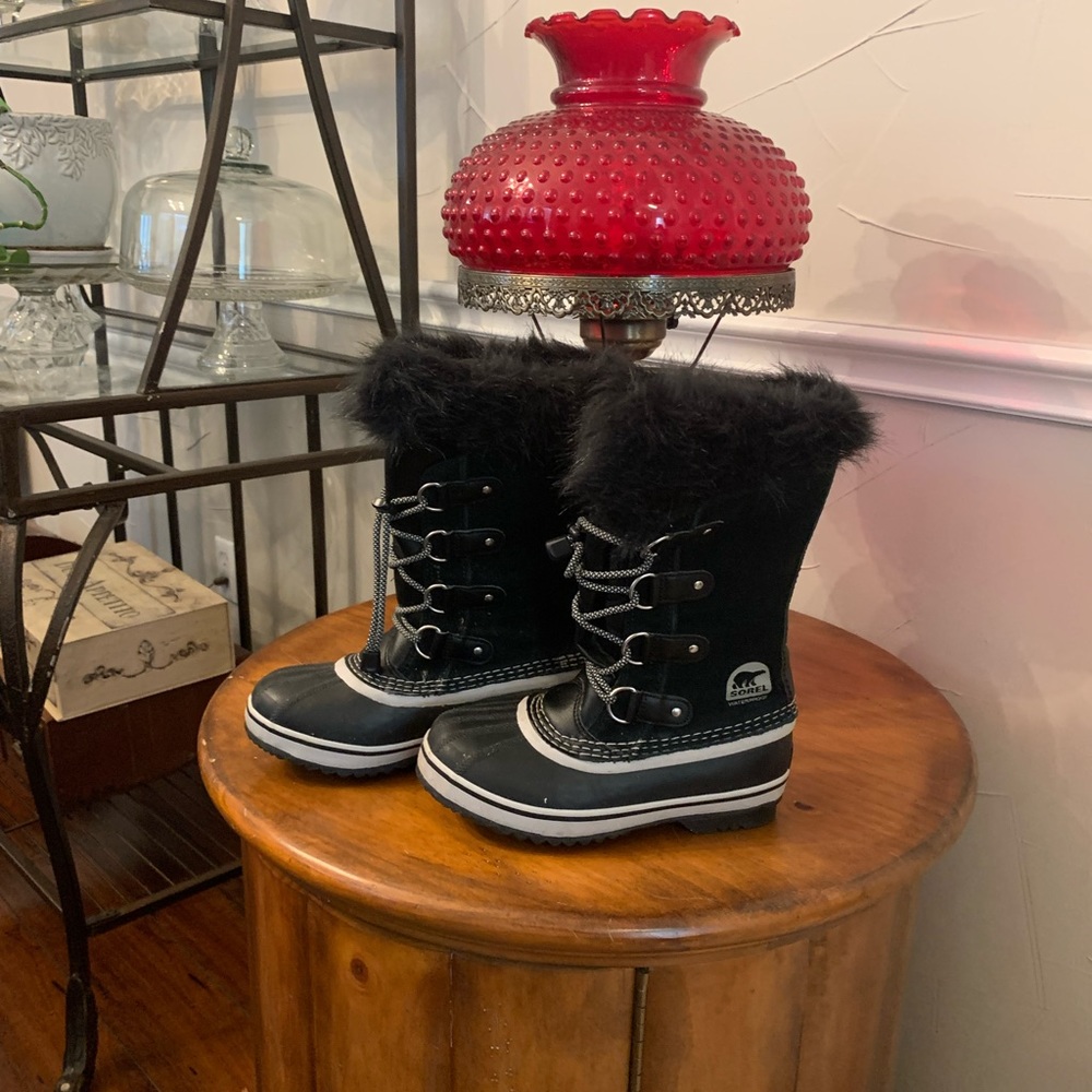 Sorel youth girls Joan of Arctic Winter Waterproof Boots black Snow Ski sz 3